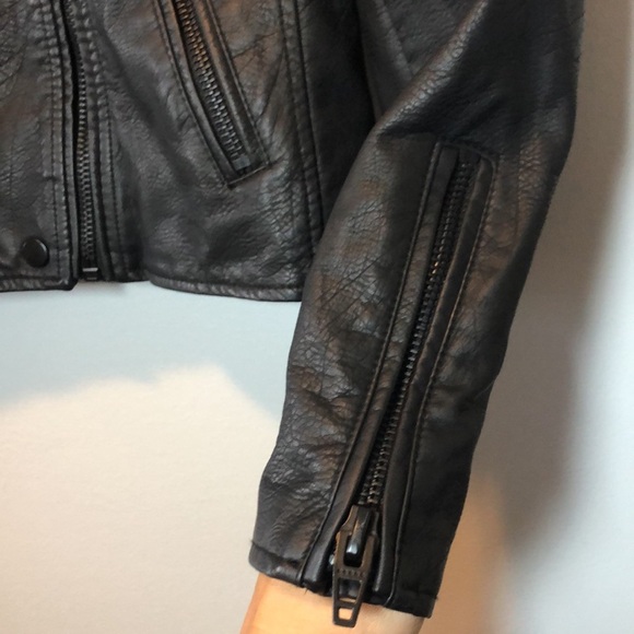 Blank NYC Moto Jacket Women’s Small Black Vegan Faux Leather Grunge Zippers Goth - Picture 6 of 17